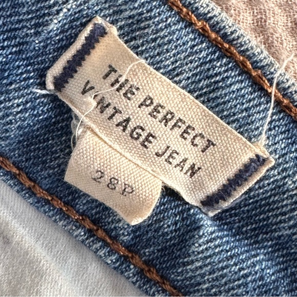 The Petite Perfect Vintage Jean in Banner Wash size 28 P SOLD OUT online - Picture 4 of 10